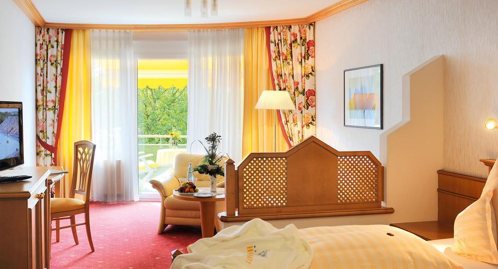 Hotel Ott Bad Krozingen Exterior photo